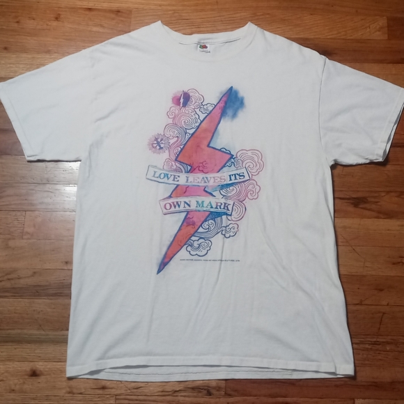 Harry Potter Love Leaves Its Own Mark t shirt - Picture 4 of 5